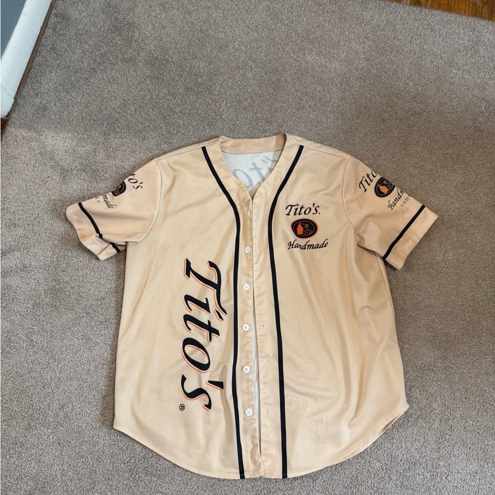 Tito's Handmade Vodka Cream Jersey